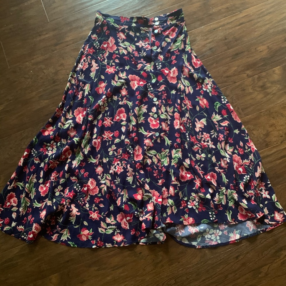 Beautiful Somedays Lovin floral skirt